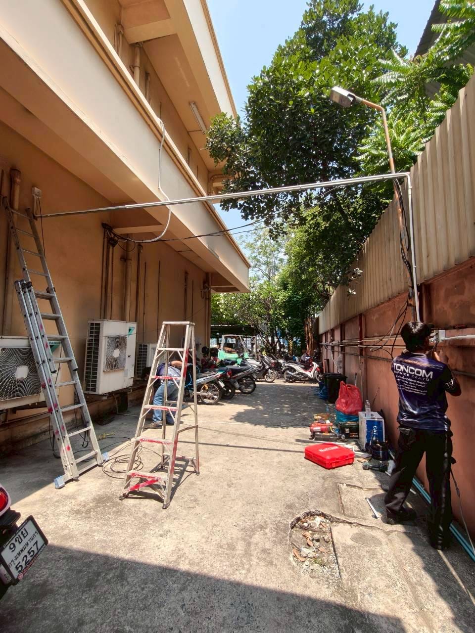 ติดกล้องคุมลานจอดรถ