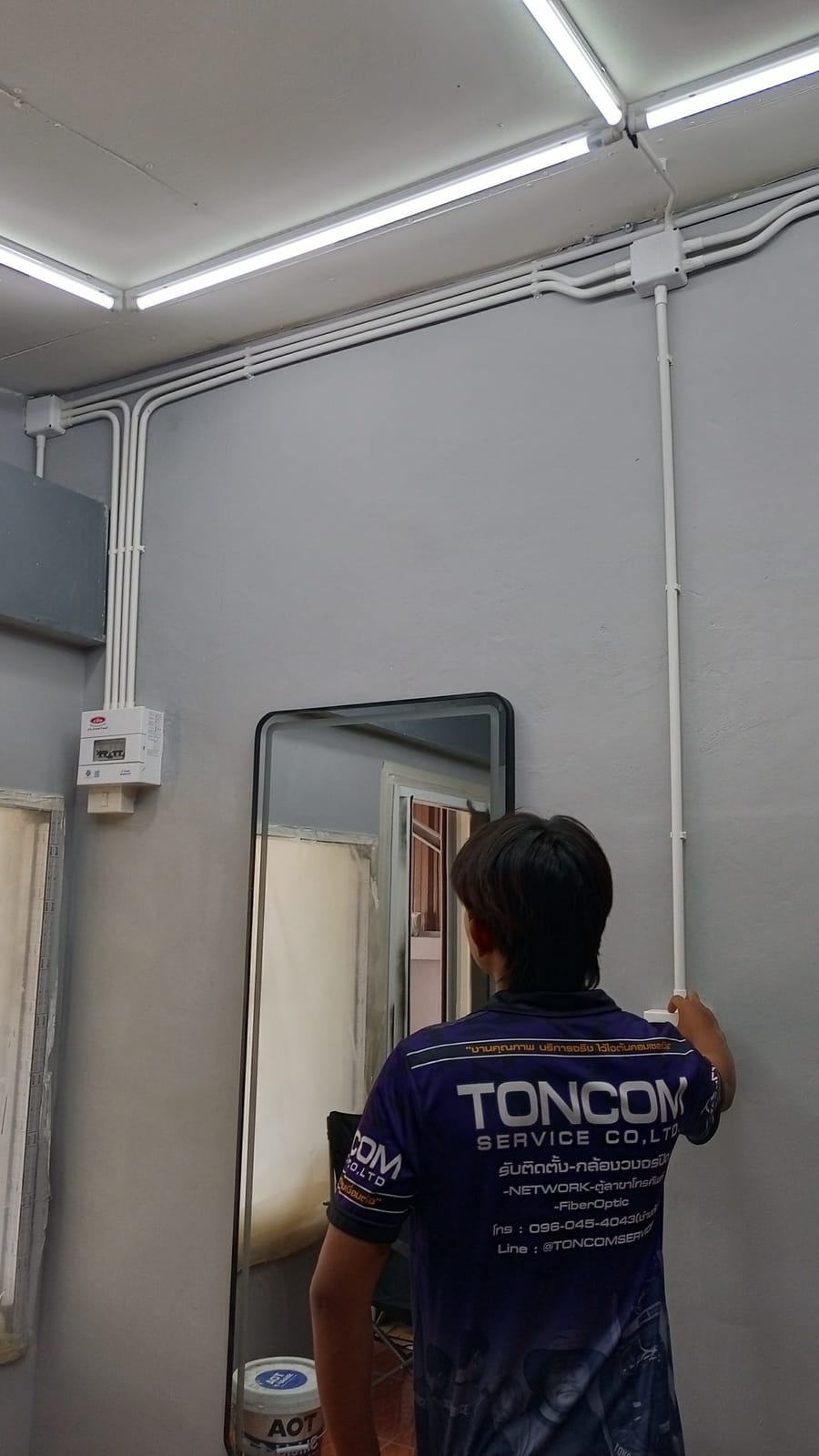 ติดตั้งท่อร้อยสายไฟในอาคาร